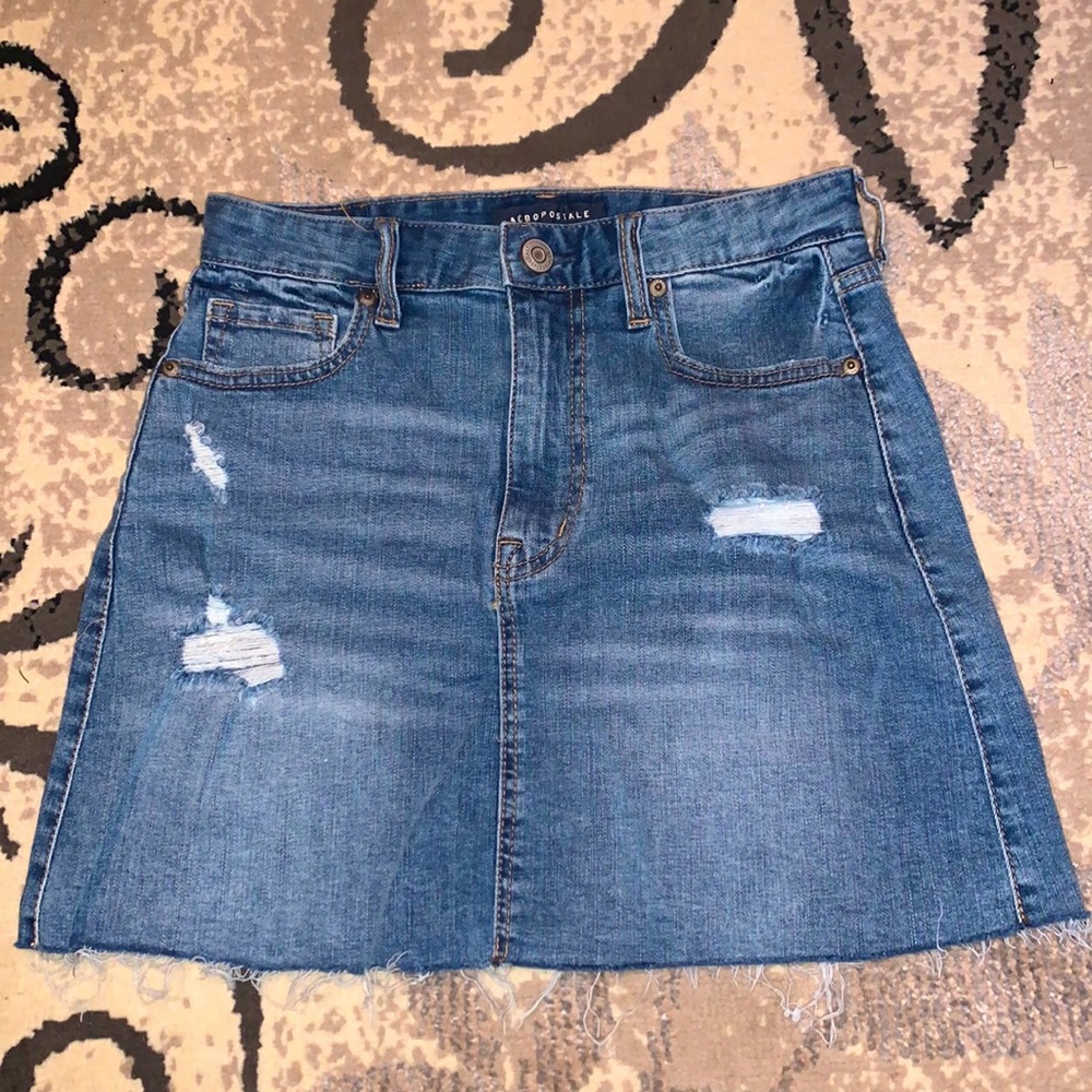 Aeropostale mini skirt; size 2